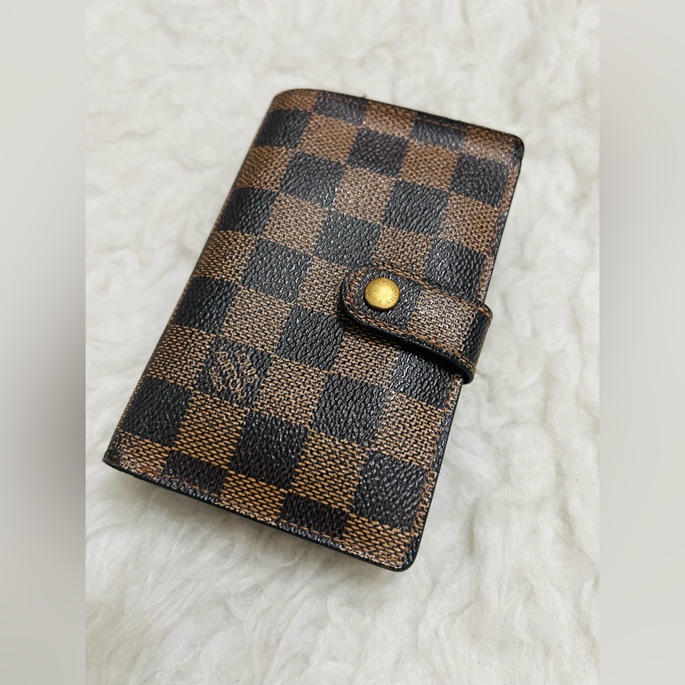 Louis Vuitton Damiere ebene short  Wallet - Picture 13 of 16